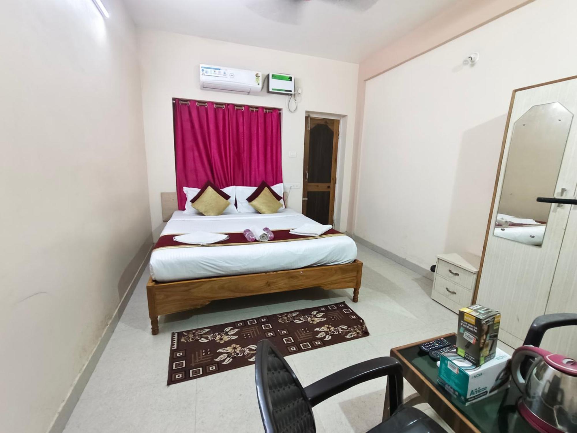 Hotel Bay Beach Inn Puri Exteriör bild